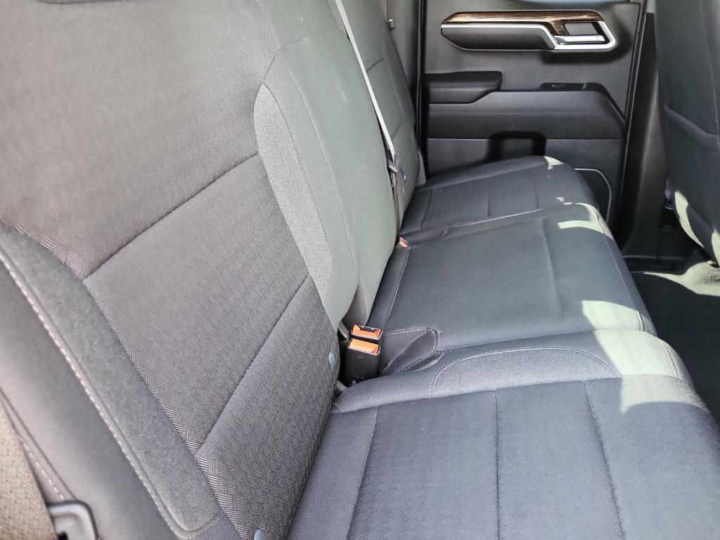 used 2023 GMC Sierra 1500 car, priced at $31,288