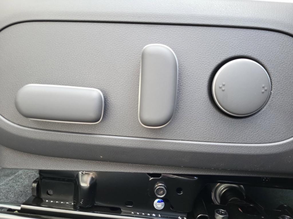 new 2025 Hyundai Kona car, priced at $26,707