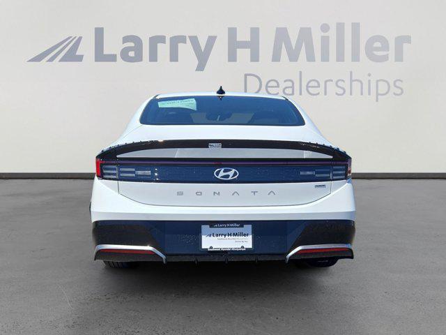 new 2025 Hyundai Sonata Hybrid car, priced at $32,566