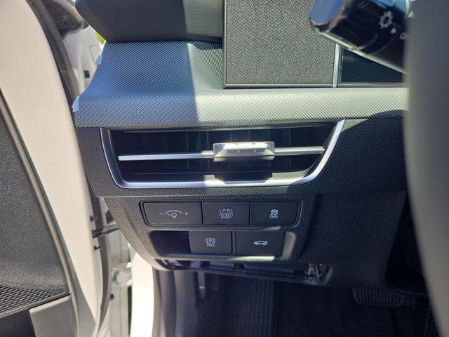 new 2025 Hyundai Sonata Hybrid car, priced at $32,566