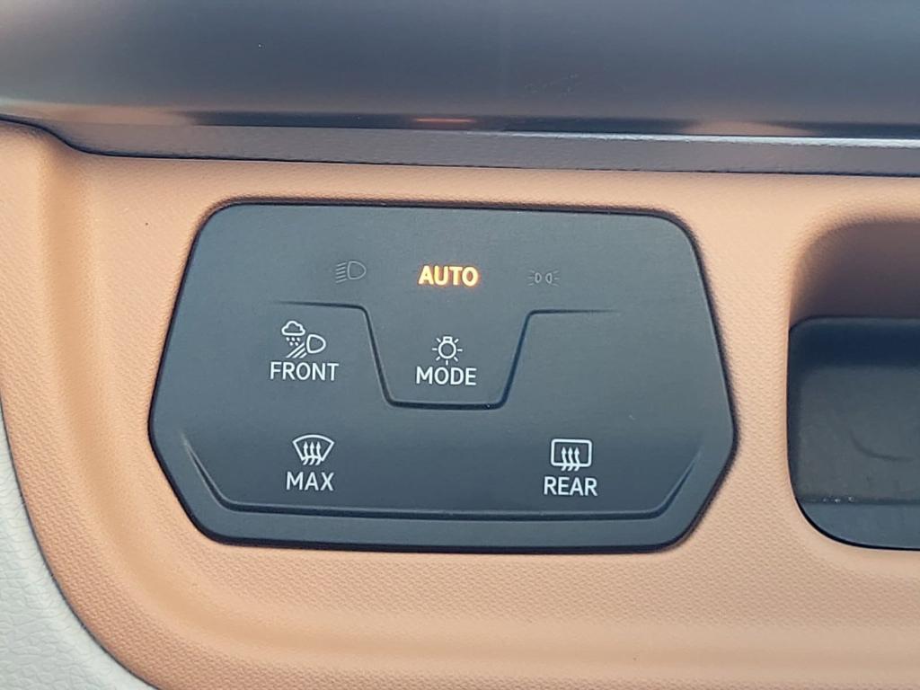 used 2025 Volkswagen ID. Buzz car, priced at $56,588