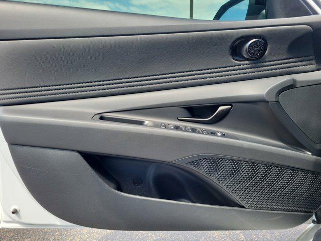 new 2025 Hyundai ELANTRA HEV car, priced at $28,152