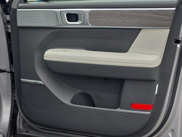 new 2025 Hyundai Santa Fe car, priced at $45,173