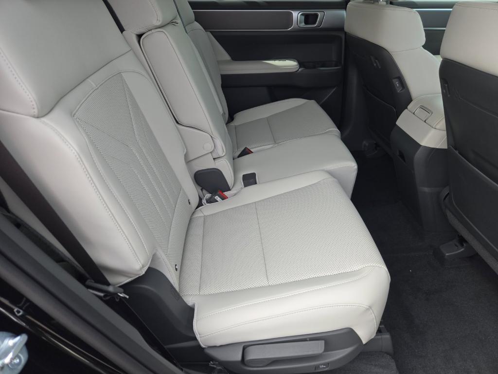 new 2025 Hyundai Santa Fe car, priced at $39,497