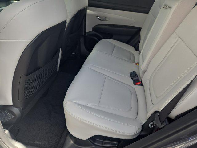 new 2025 Hyundai TUCSON Hybrid car, priced at $37,253