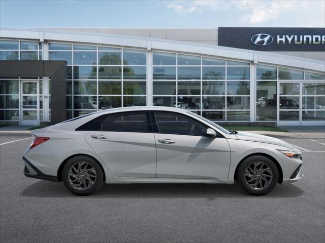 new 2025 Hyundai Elantra HEV car, priced at $27,582