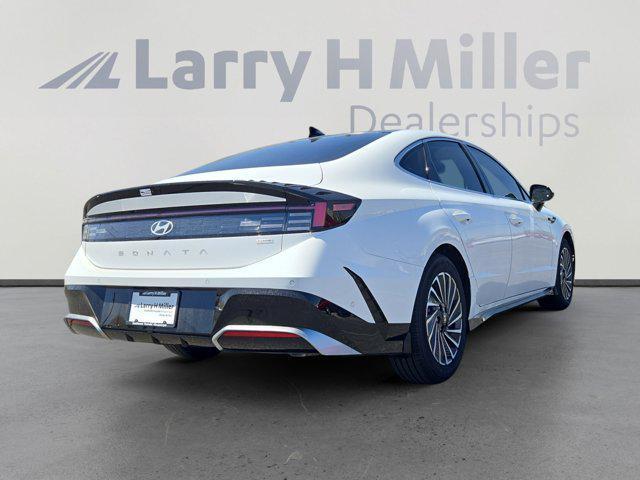 new 2025 Hyundai Sonata Hybrid car, priced at $40,057