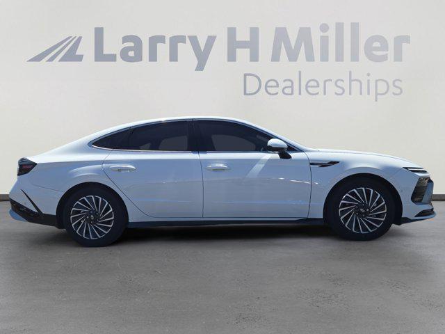 new 2025 Hyundai Sonata Hybrid car, priced at $38,369