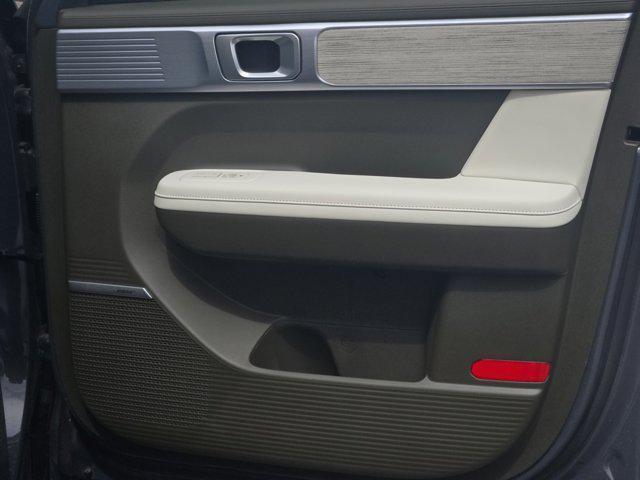new 2025 Hyundai Santa Fe car, priced at $46,005