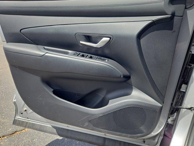 new 2025 Hyundai TUCSON Hybrid car, priced at $37,238