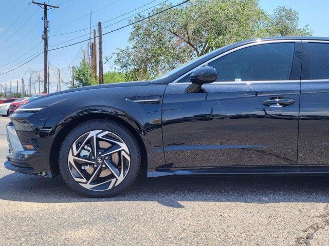 new 2024 Hyundai Sonata car, priced at $32,255