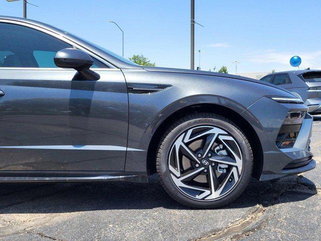 new 2024 Hyundai Sonata car, priced at $33,102