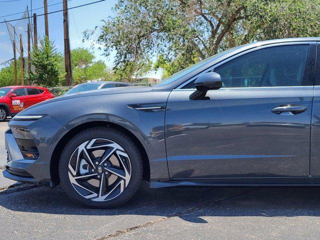 new 2024 Hyundai Sonata car, priced at $33,102