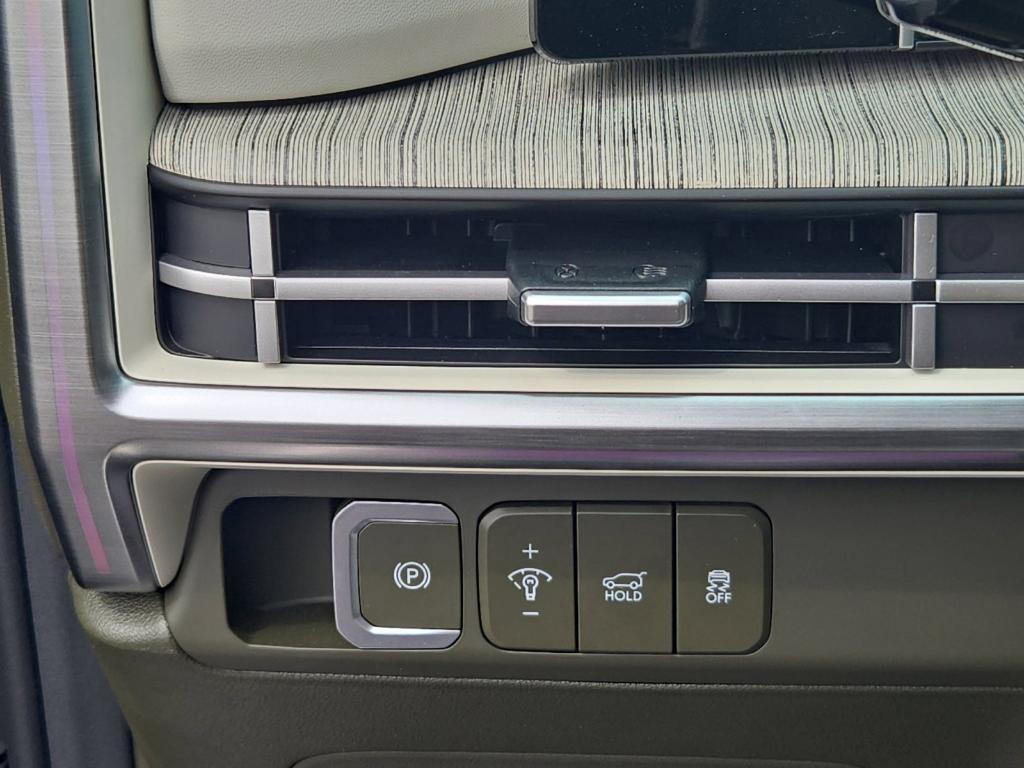 new 2025 Hyundai Santa Fe car, priced at $45,673