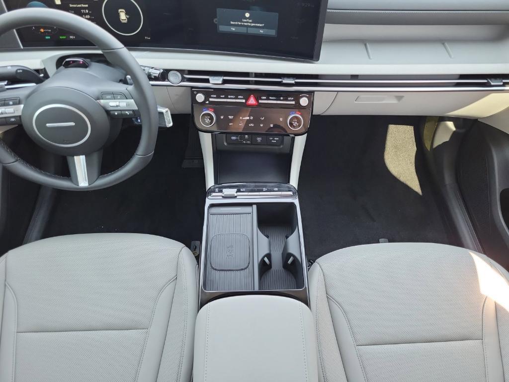 new 2025 Hyundai TUCSON Hybrid car, priced at $34,361