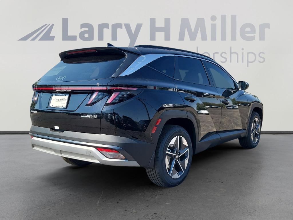 new 2025 Hyundai TUCSON Hybrid car, priced at $34,361