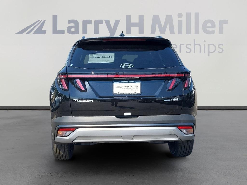 new 2025 Hyundai TUCSON Hybrid car, priced at $34,361