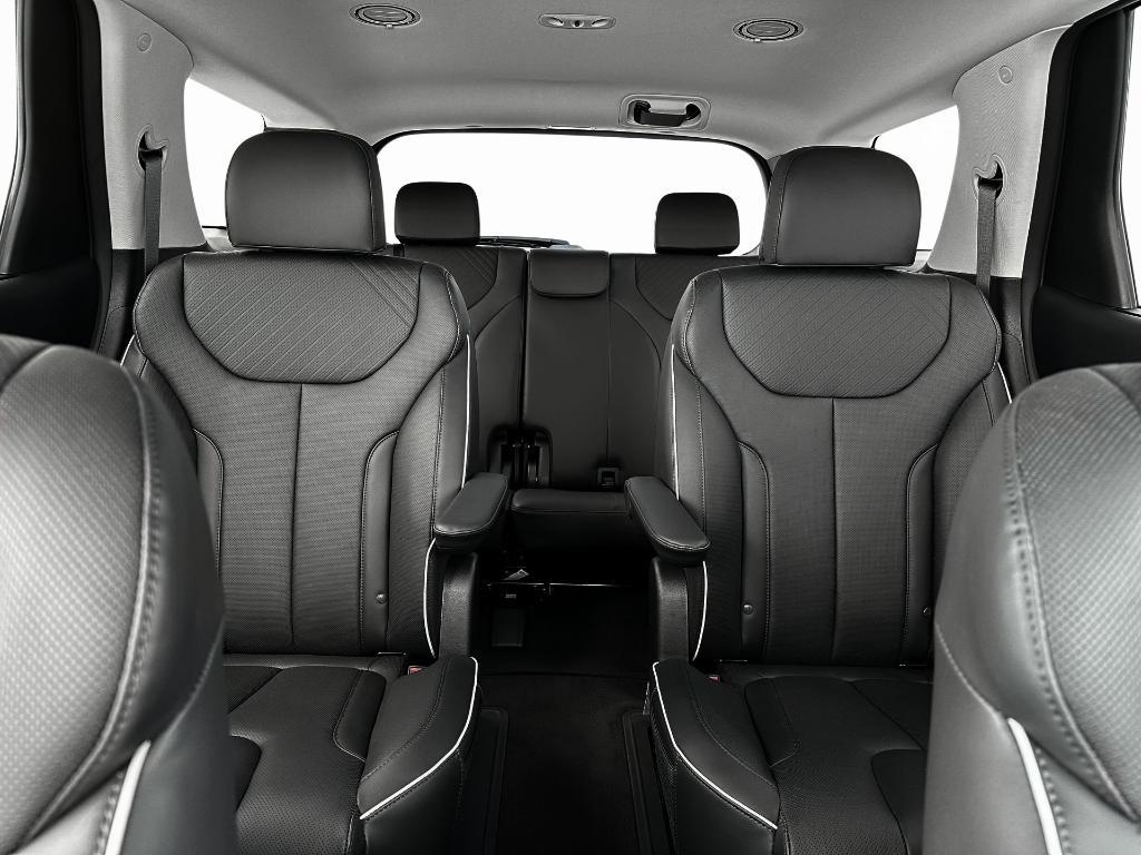 new 2025 Hyundai Palisade car, priced at $47,717