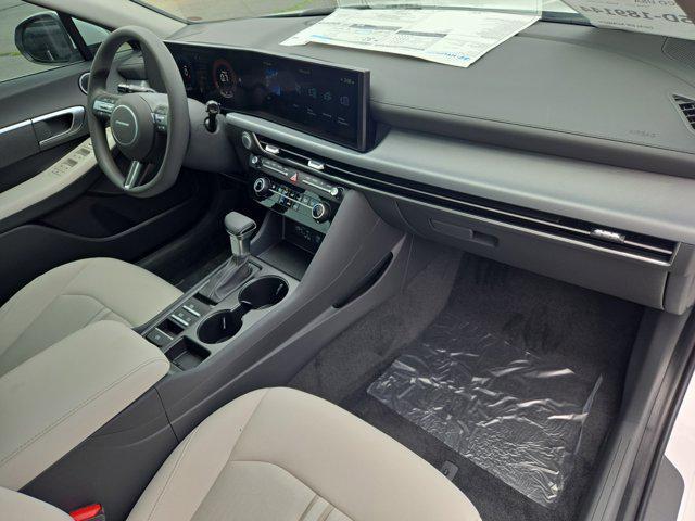 new 2025 Hyundai Sonata car, priced at $27,683