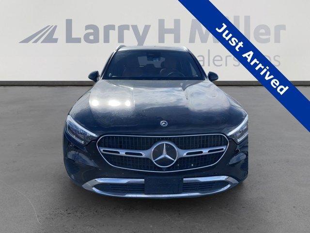 used 2023 Mercedes-Benz GLC 300 car, priced at $44,000