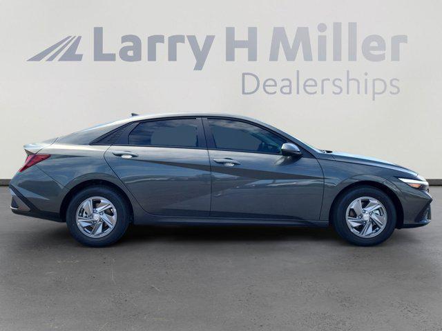 new 2025 Hyundai Elantra car, priced at $24,027