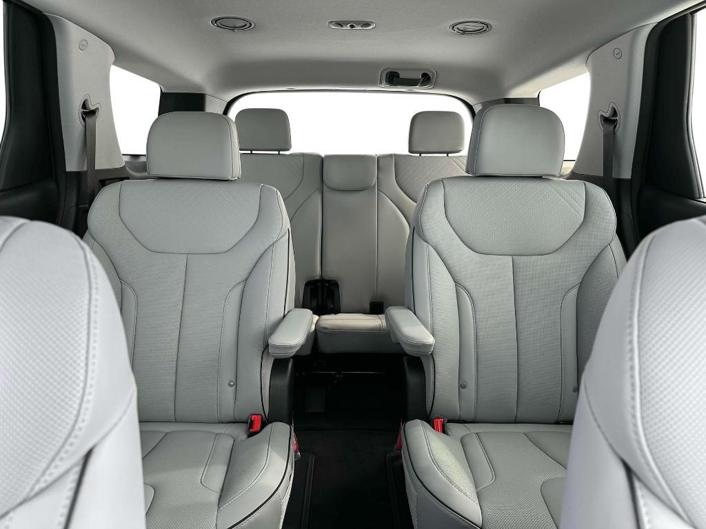 new 2025 Hyundai Palisade car, priced at $48,541