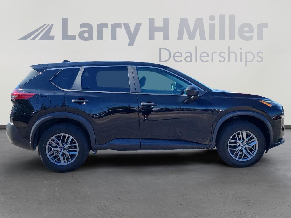 used 2023 Nissan Rogue car, priced at $21,988