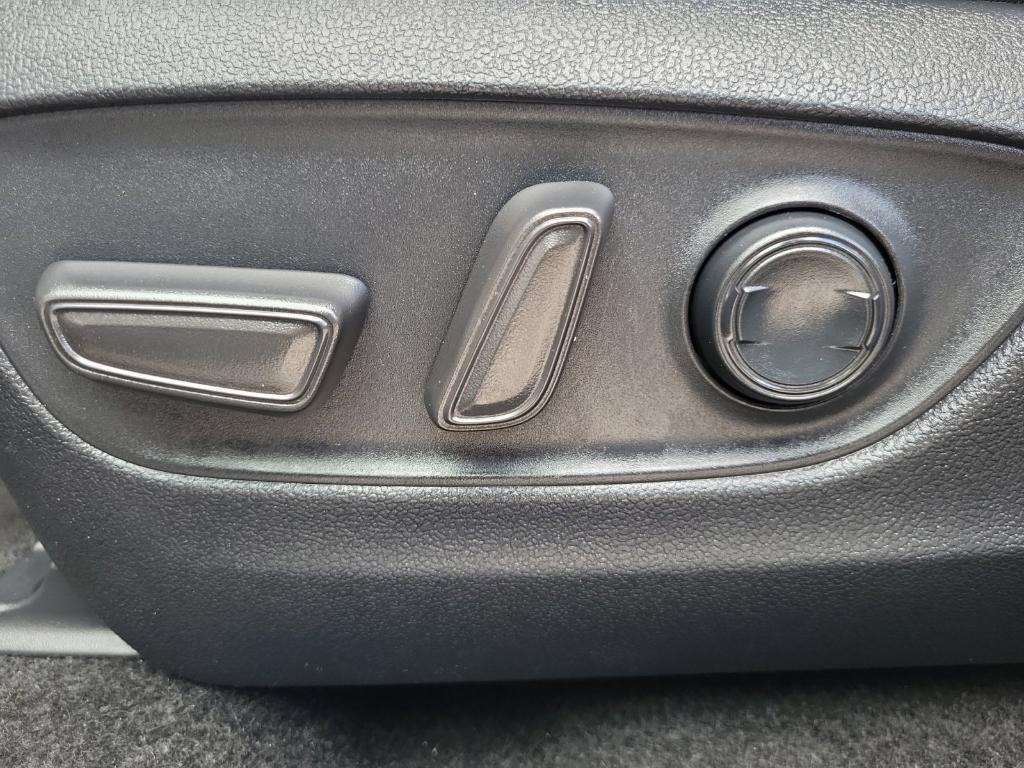 used 2024 Toyota RAV4 Hybrid car, priced at $28,988