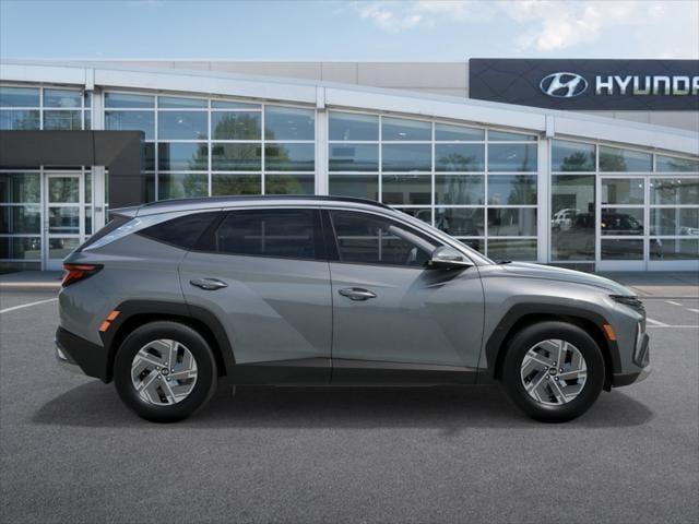 new 2025 Hyundai TUCSON Hybrid car, priced at $35,022