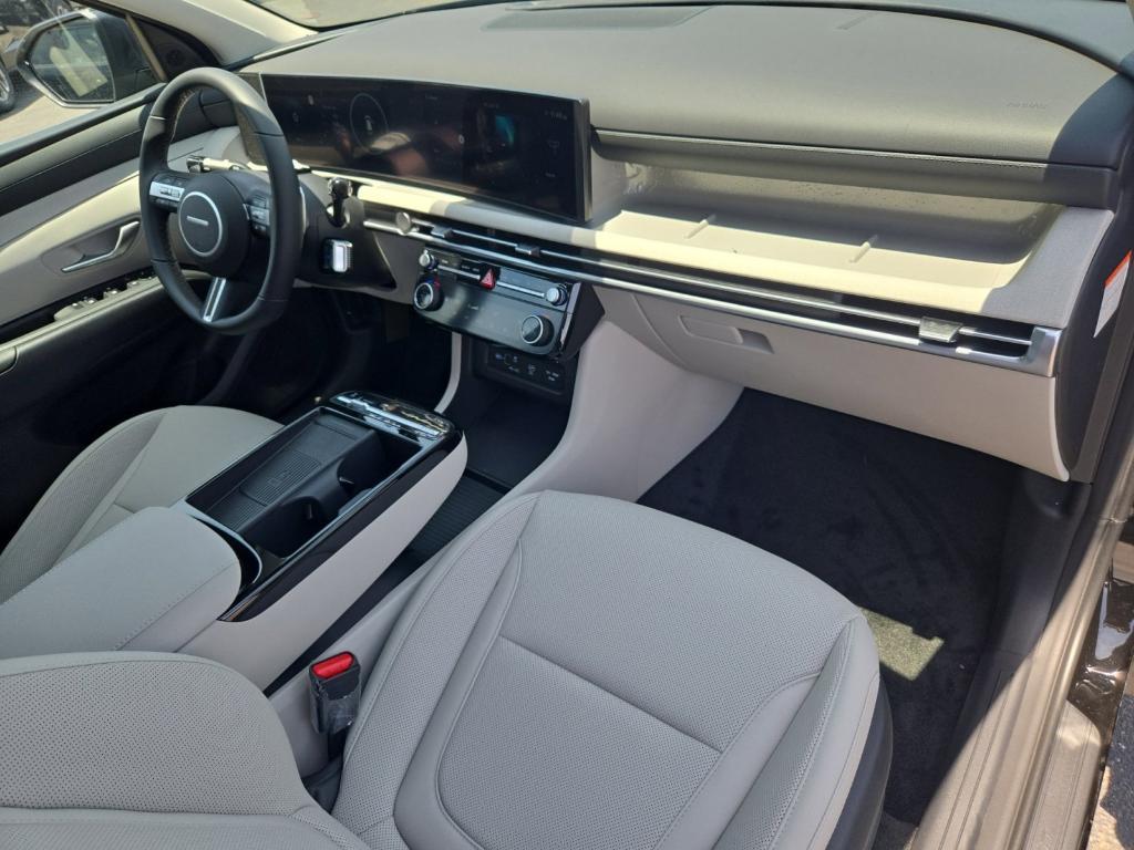 new 2025 Hyundai TUCSON Hybrid car, priced at $34,361