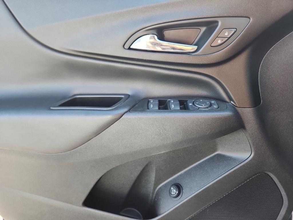 used 2022 Chevrolet Equinox car, priced at $19,288