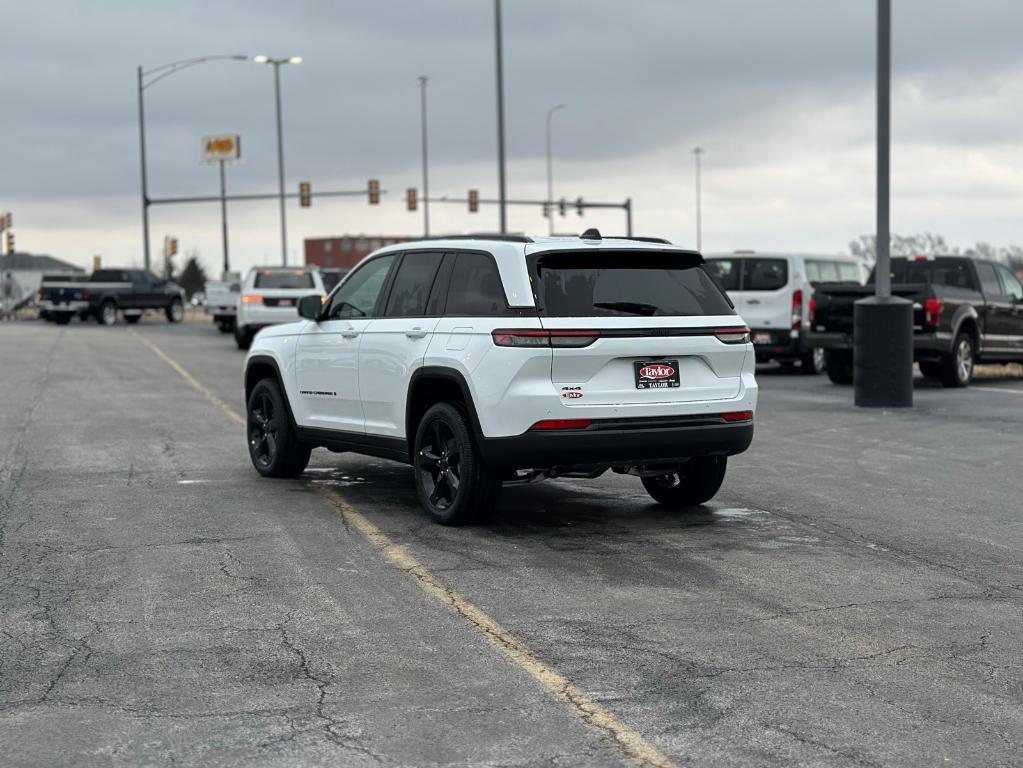 new 2025 Jeep Grand Cherokee car, priced at $43,354