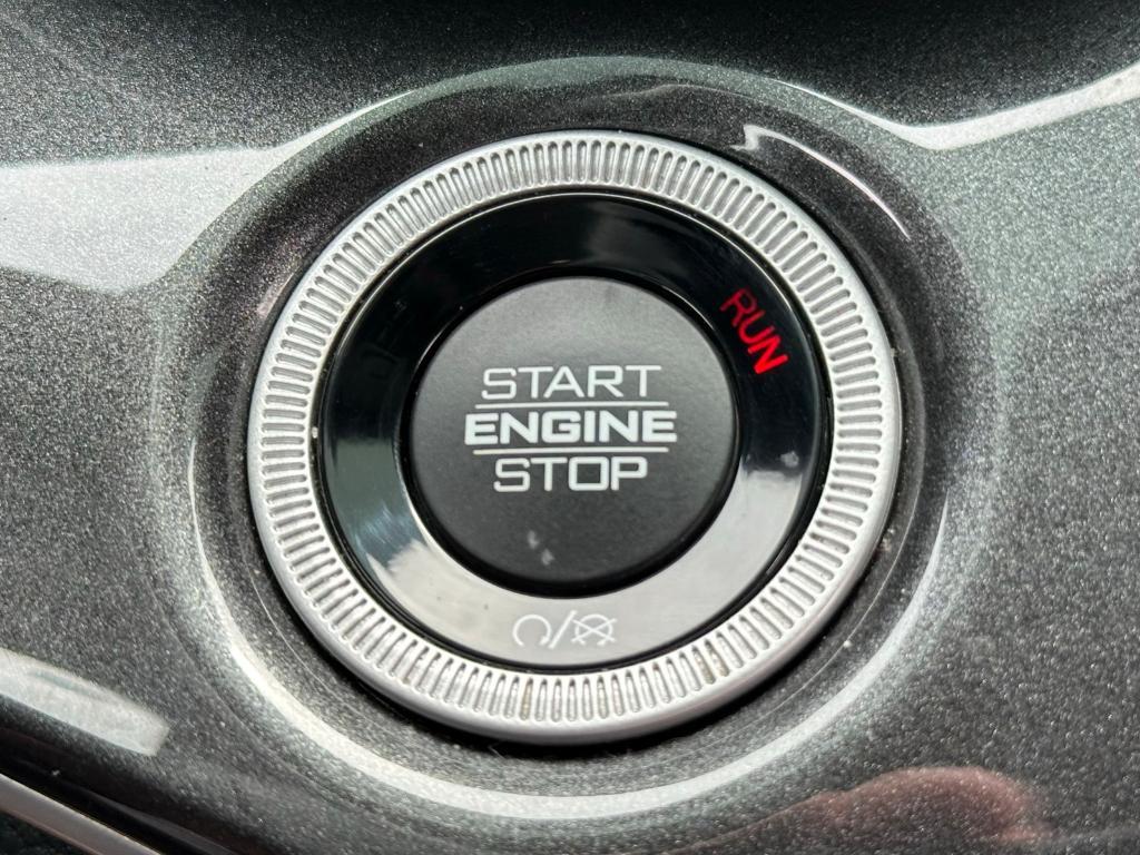 used 2022 Jeep Grand Cherokee car, priced at $29,915