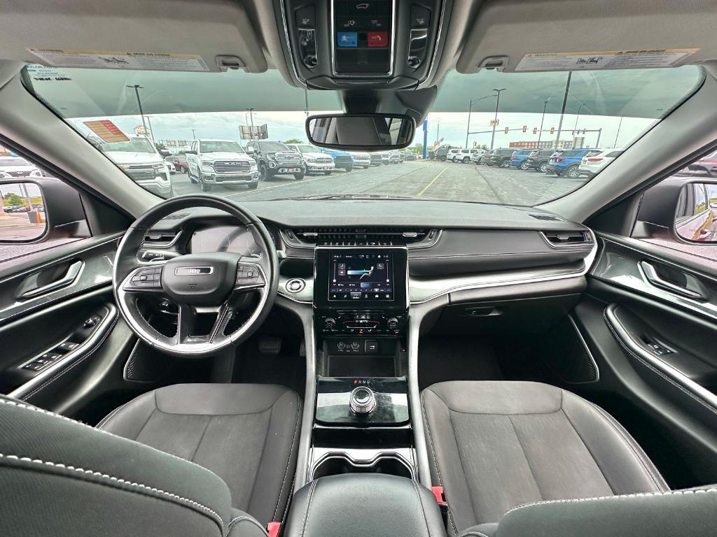 used 2022 Jeep Grand Cherokee car, priced at $29,915