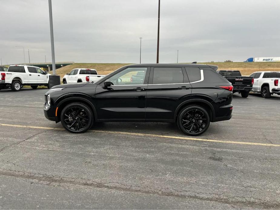 used 2023 Mitsubishi Outlander car, priced at $25,888