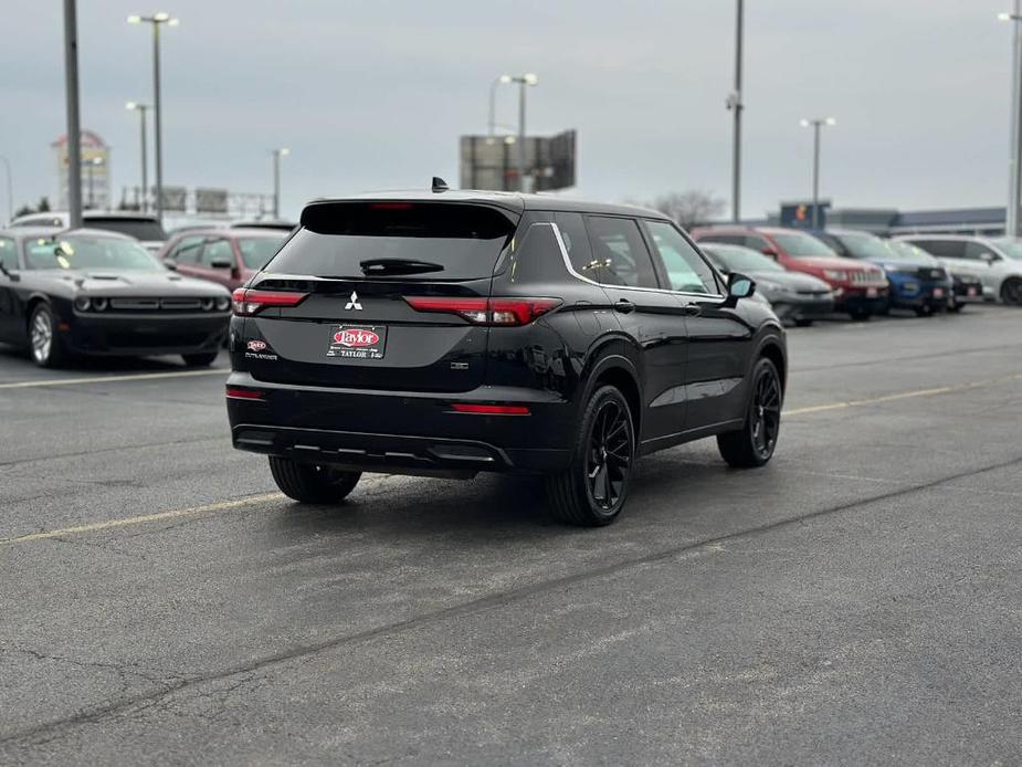 used 2023 Mitsubishi Outlander car, priced at $25,888