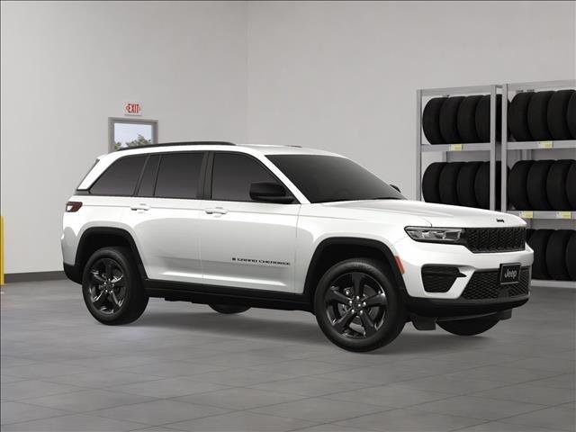 new 2025 Jeep Grand Cherokee car, priced at $35,995