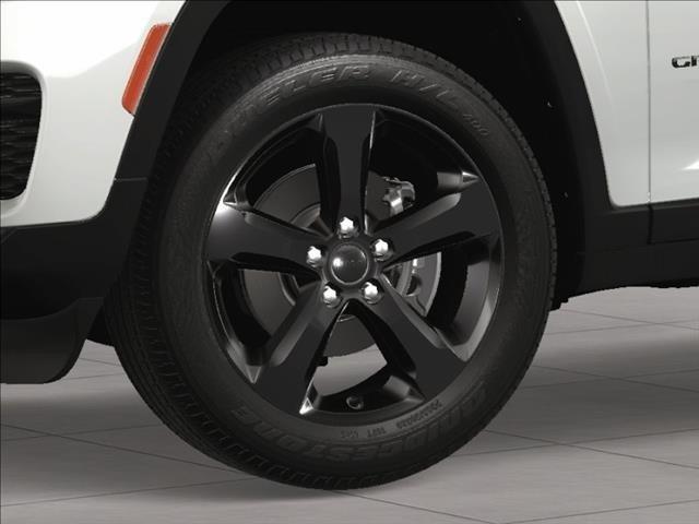 new 2025 Jeep Grand Cherokee car, priced at $35,995
