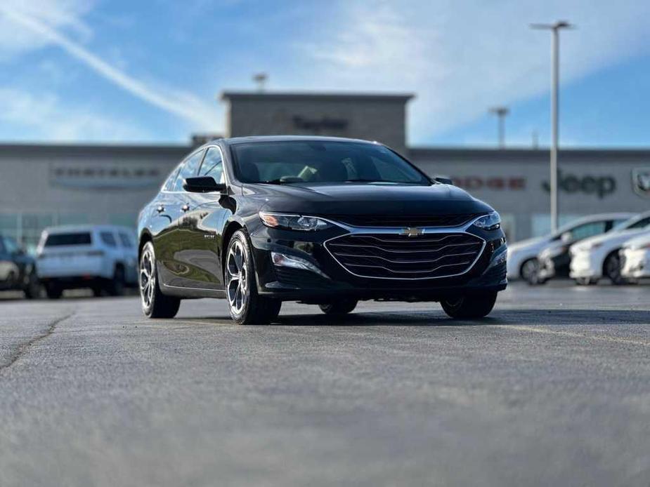 used 2022 Chevrolet Malibu car, priced at $19,364