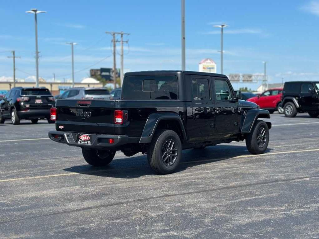 new 2024 Jeep Gladiator car, priced at $48,422