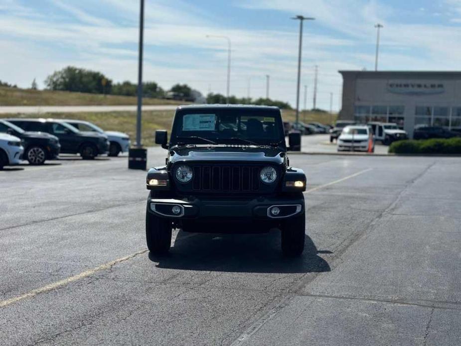 new 2024 Jeep Gladiator car, priced at $41,079