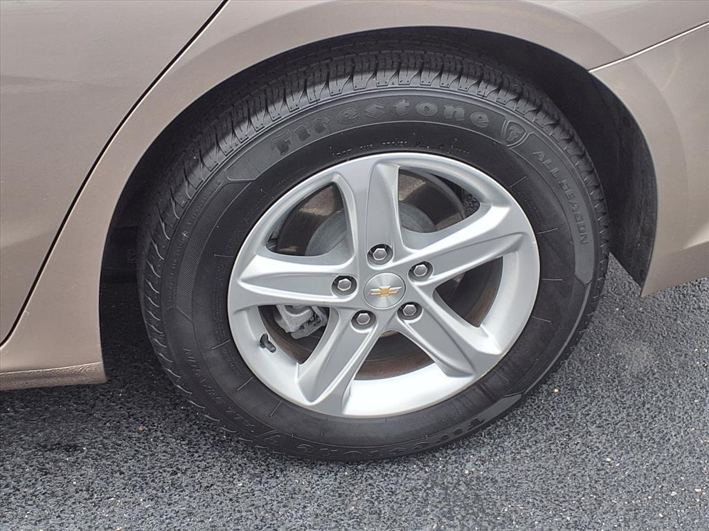 used 2023 Chevrolet Malibu car, priced at $18,030