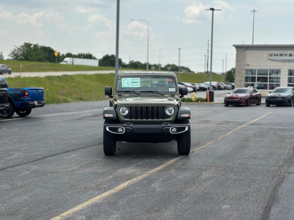 new 2025 Jeep Gladiator car, priced at $39,999