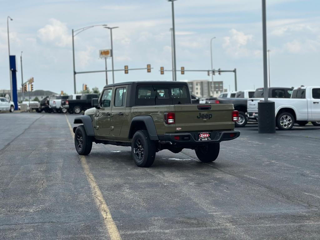 new 2025 Jeep Gladiator car, priced at $39,999