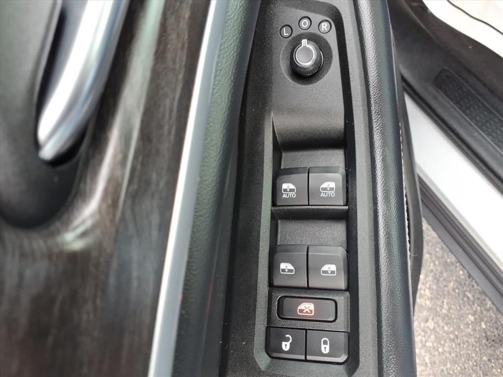 used 2021 Jeep Grand Cherokee L car, priced at $29,503