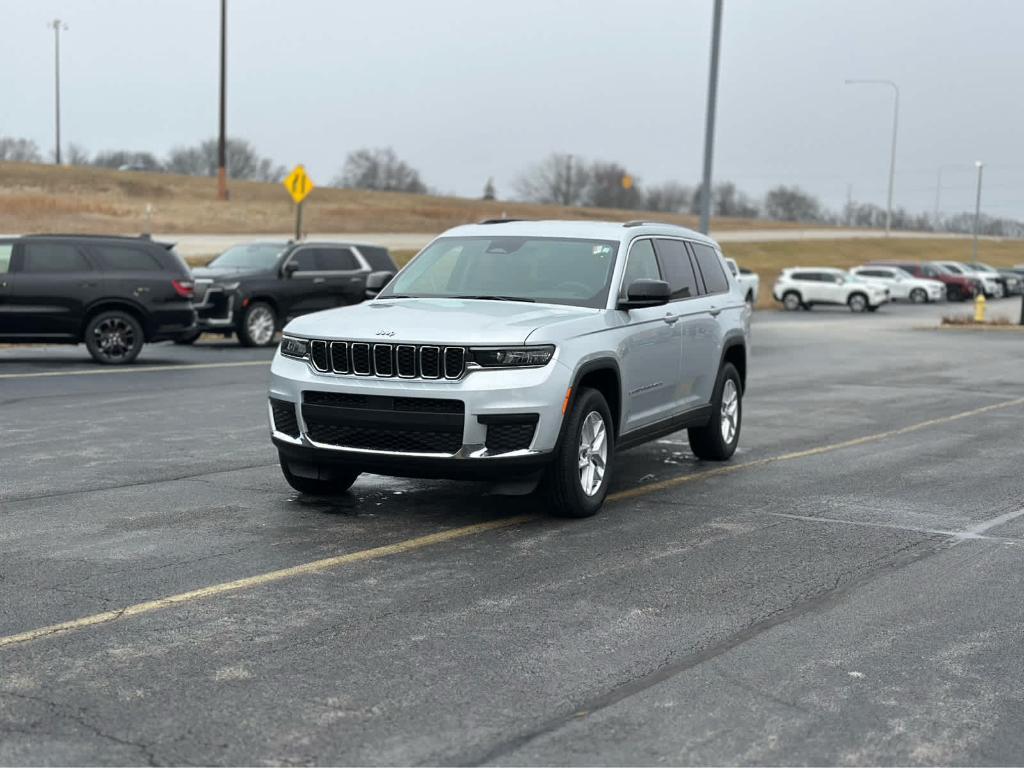 used 2023 Jeep Grand Cherokee L car, priced at $30,000