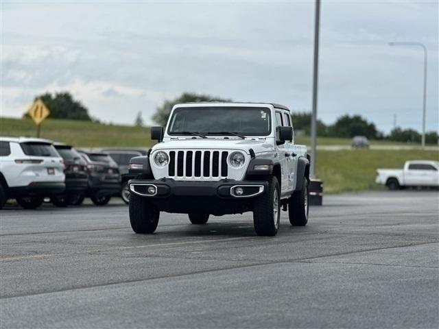 used 2023 Jeep Gladiator car, priced at $29,536