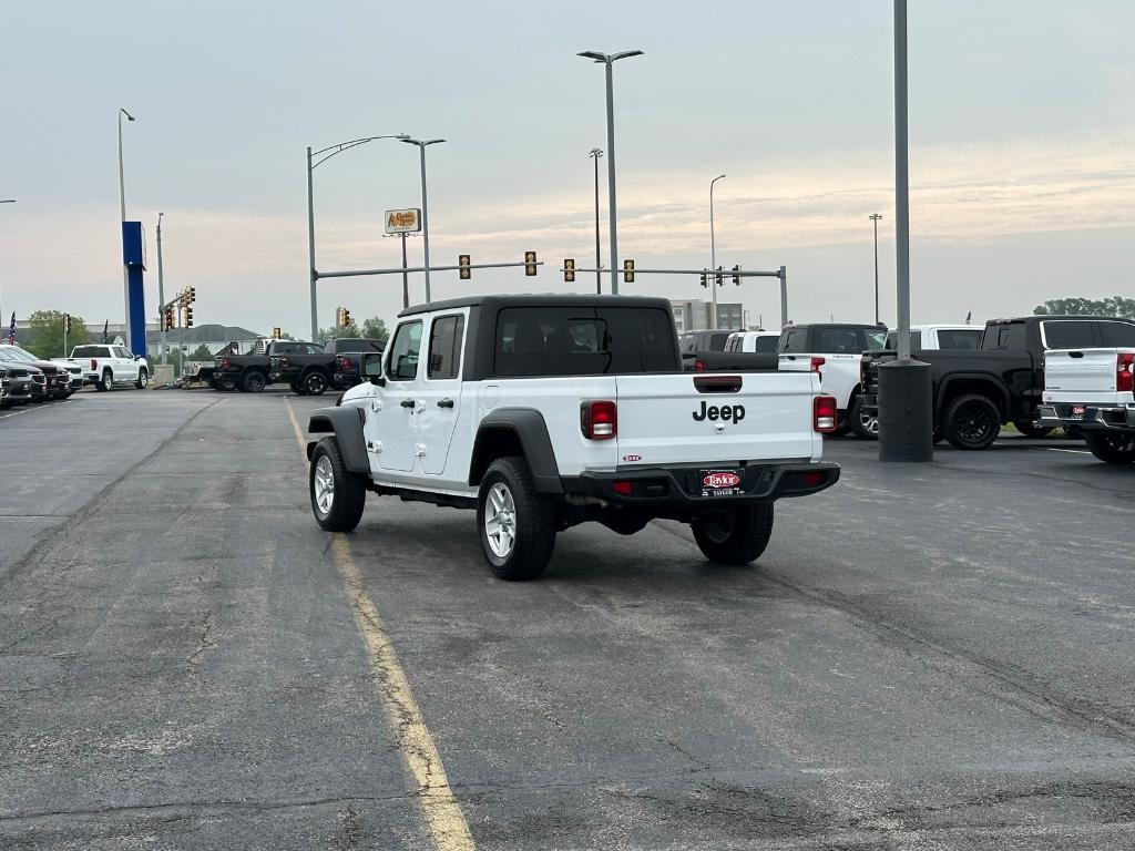 used 2023 Jeep Gladiator car, priced at $31,995