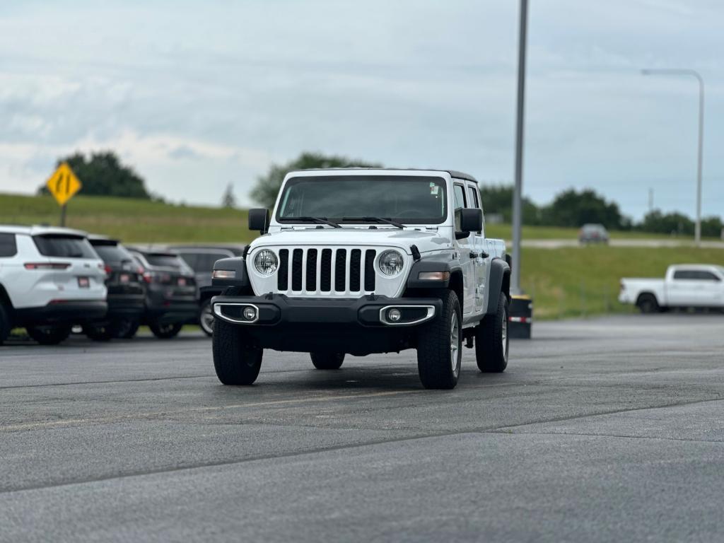 used 2023 Jeep Gladiator car, priced at $30,264