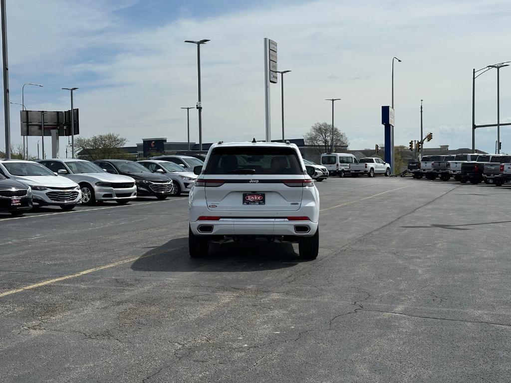 new 2025 Jeep Grand Cherokee car, priced at $60,102